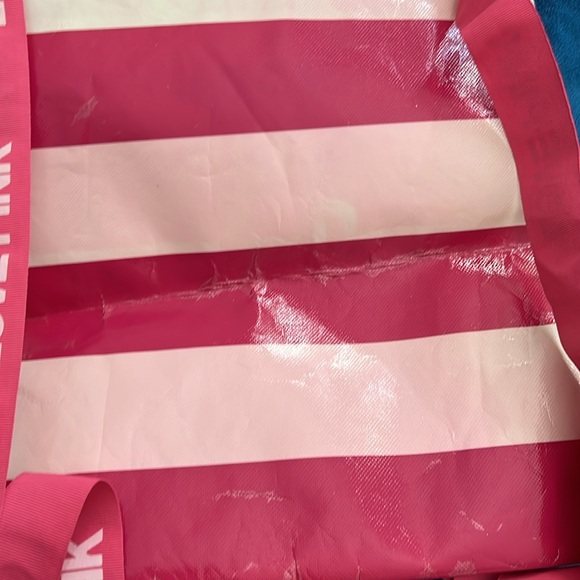 Girls that rocks backpack - Picture 6 of 7